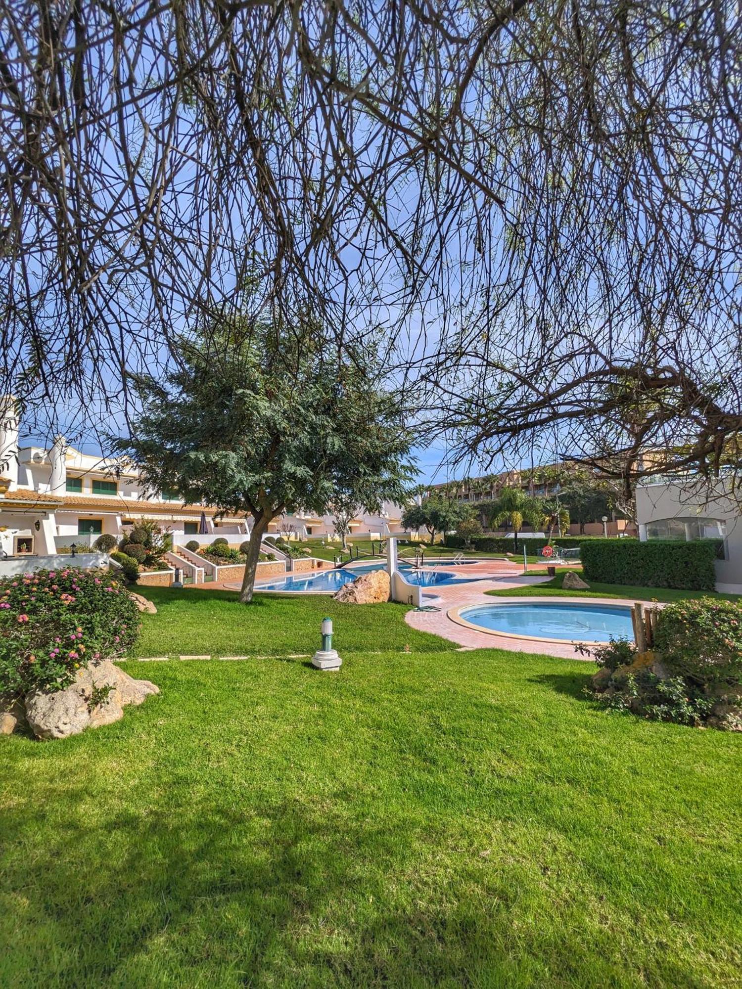 Townhouse 700M From Sao Rafael Beach Albufeira Exterior photo